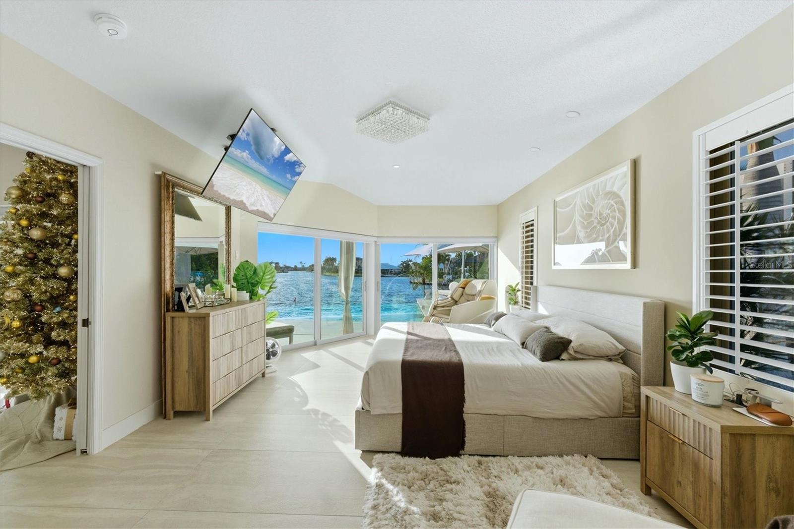 Image 73 of 99 For 2544 Rio Lisbo Court