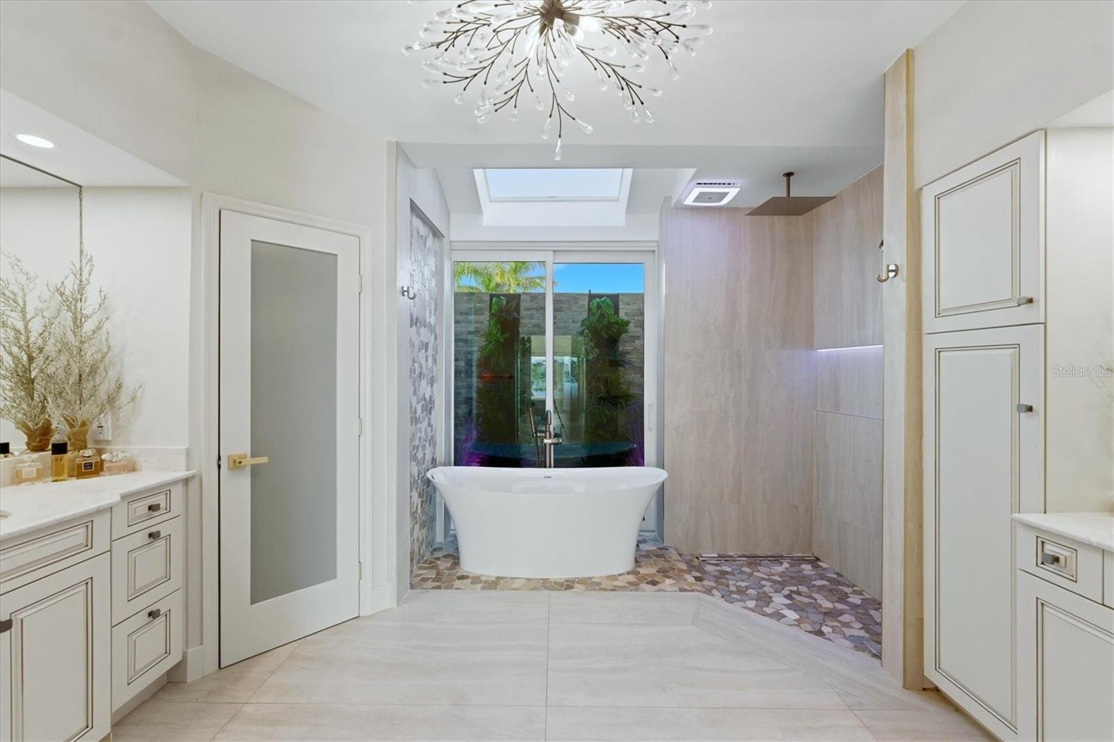 Image 75 of 99 For 2544 Rio Lisbo Court