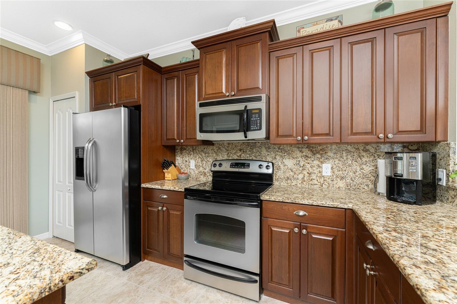 Image 17 of 68 For 27255 Ipswich Drive