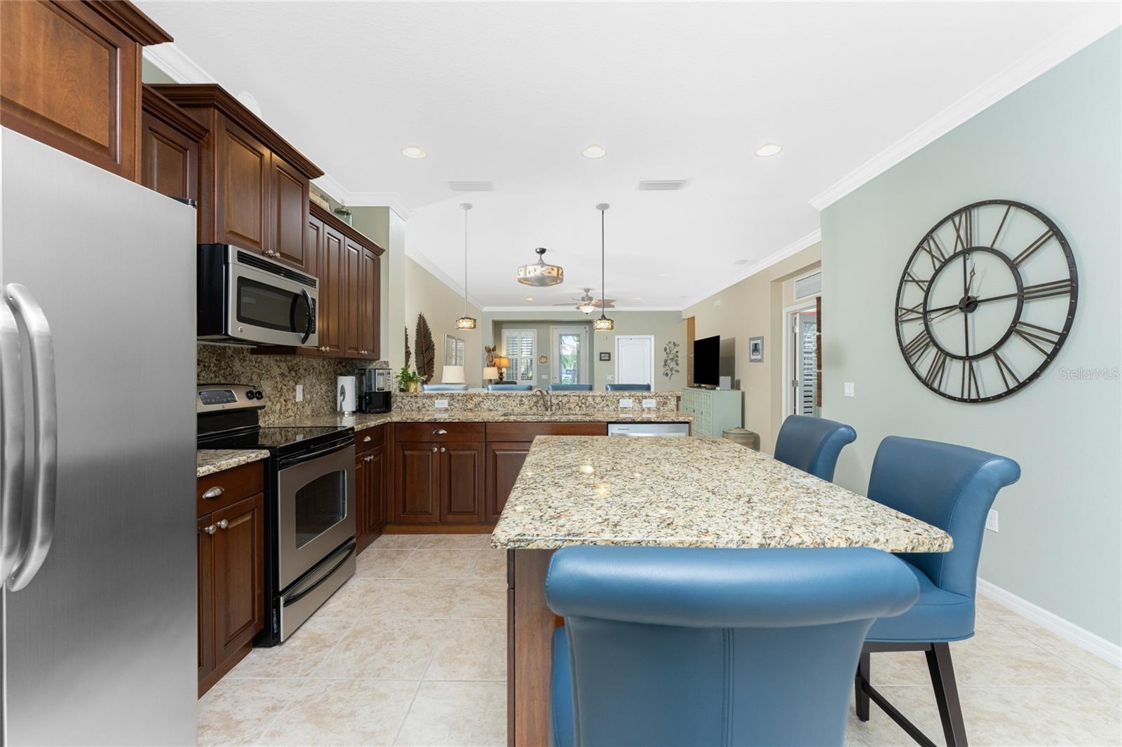 Image 18 of 68 For 27255 Ipswich Drive