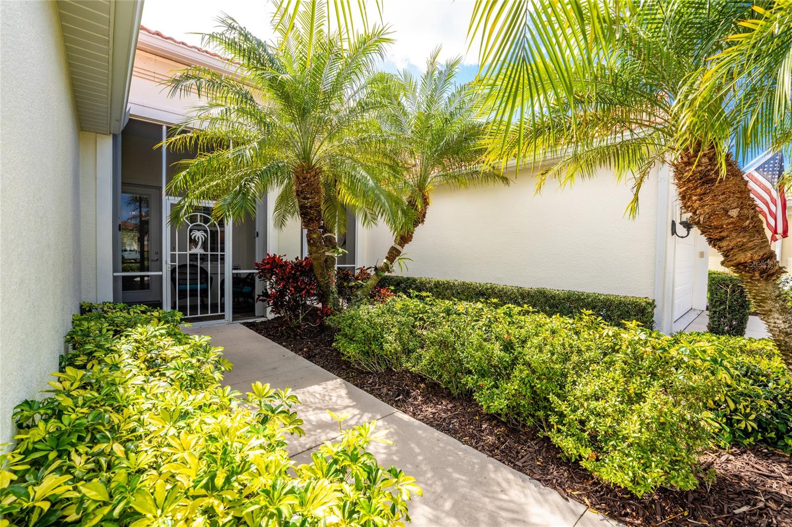 Image 2 of 68 For 27255 Ipswich Drive