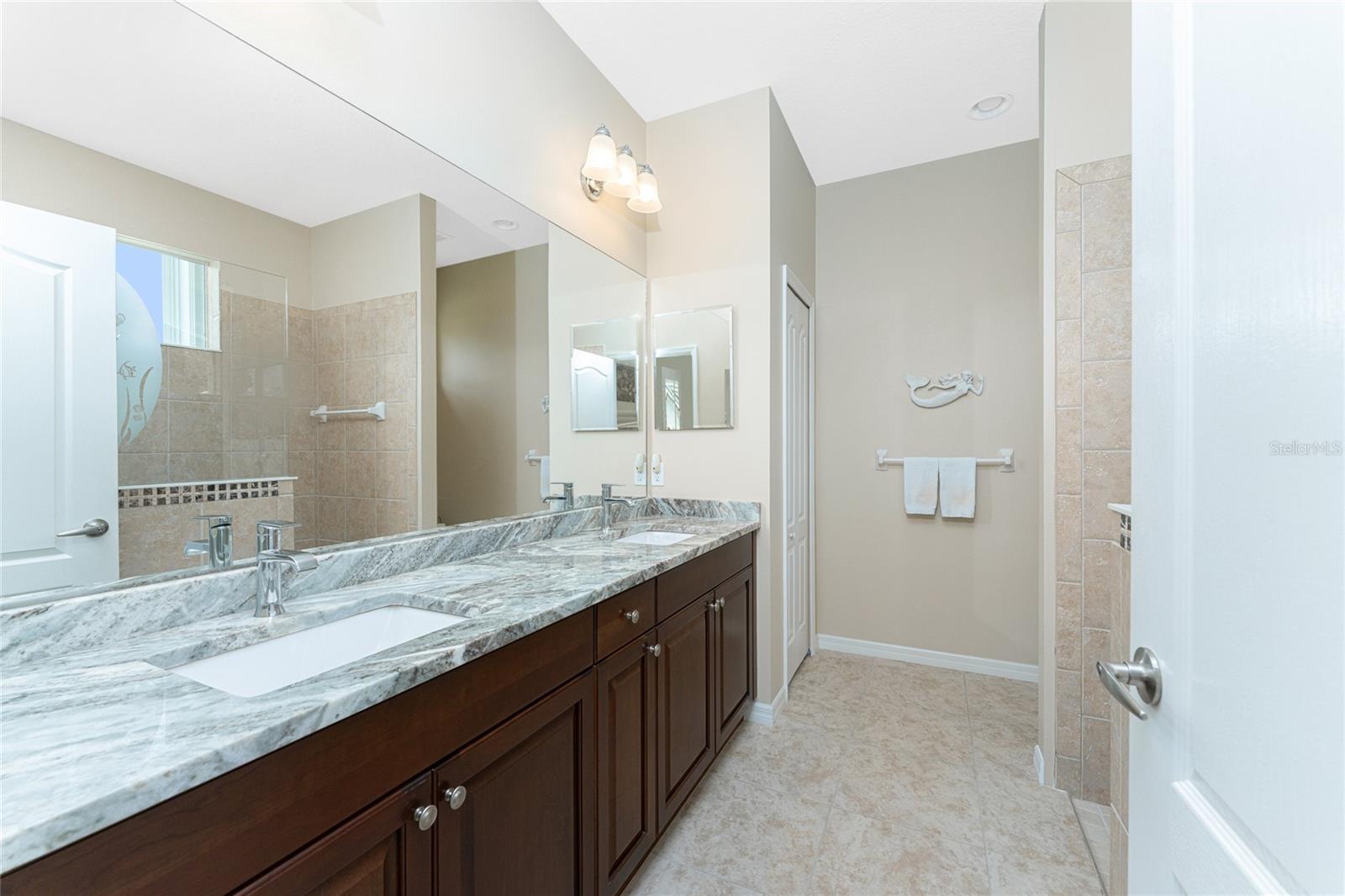 Image 24 of 68 For 27255 Ipswich Drive