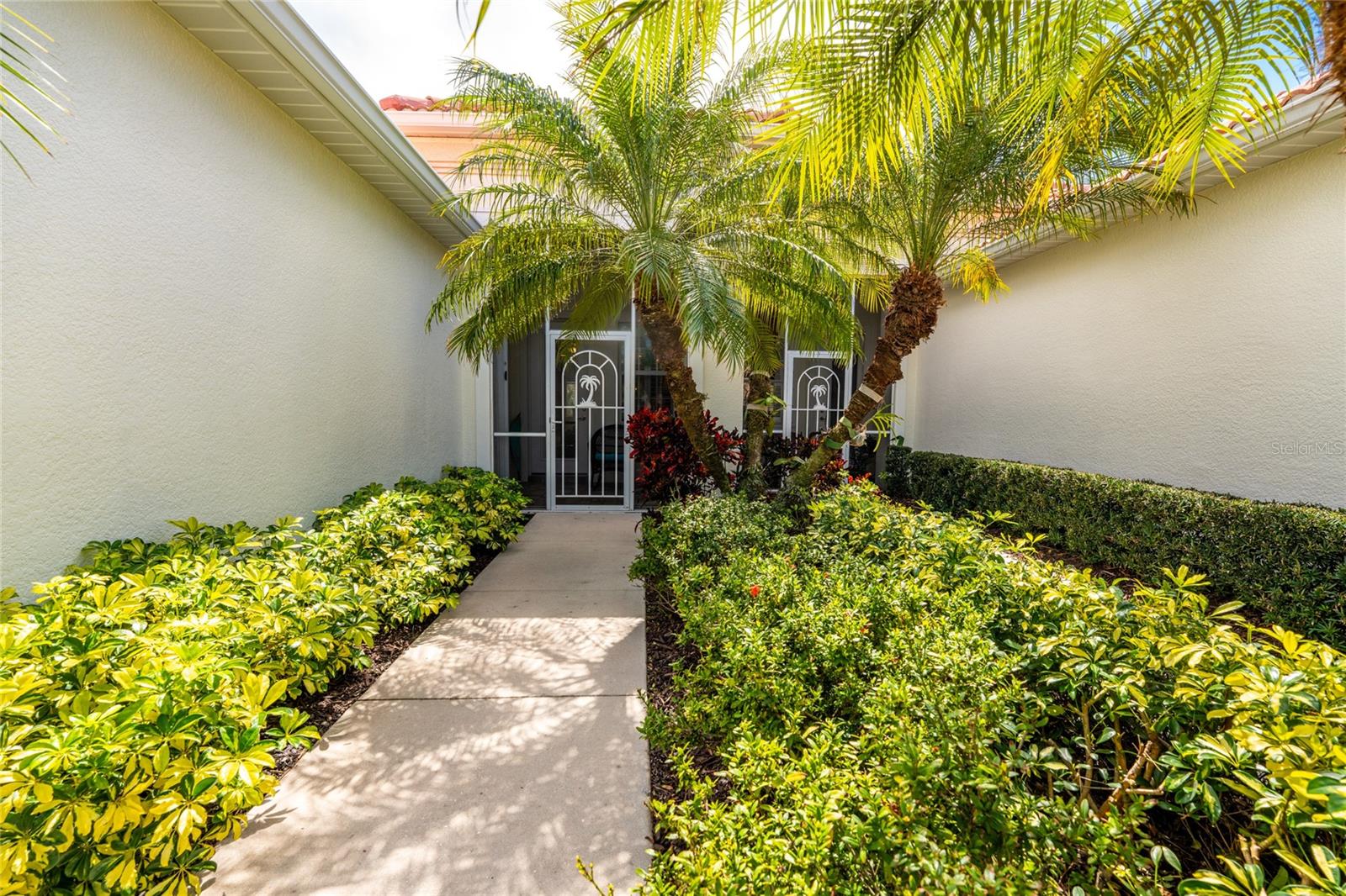 Image 42 of 68 For 27255 Ipswich Drive