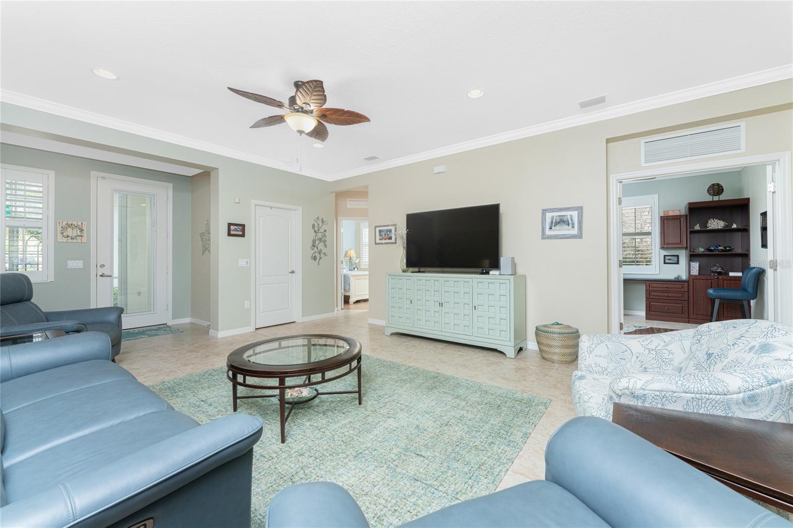 Image 8 of 68 For 27255 Ipswich Drive