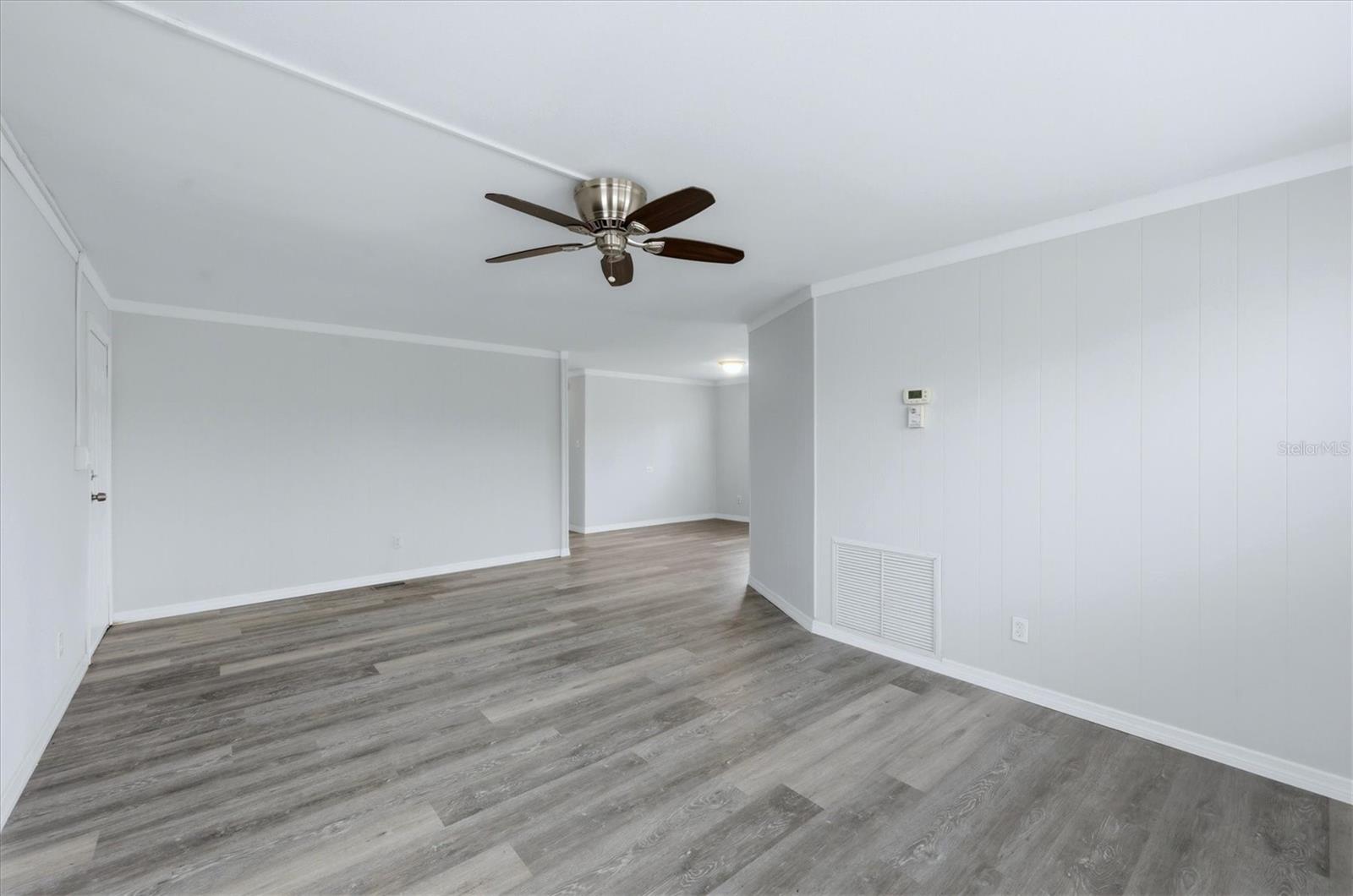 Image 5 of 23 For 3310 Blue Jay Lane