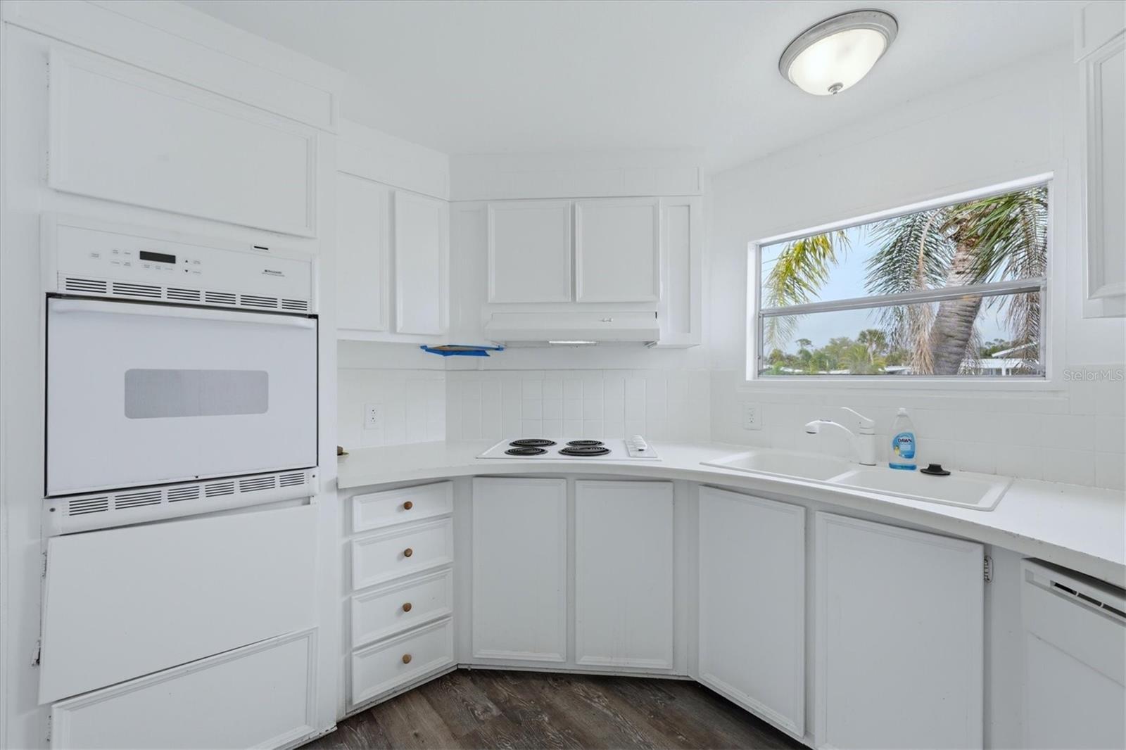 Image 9 of 23 For 3310 Blue Jay Lane