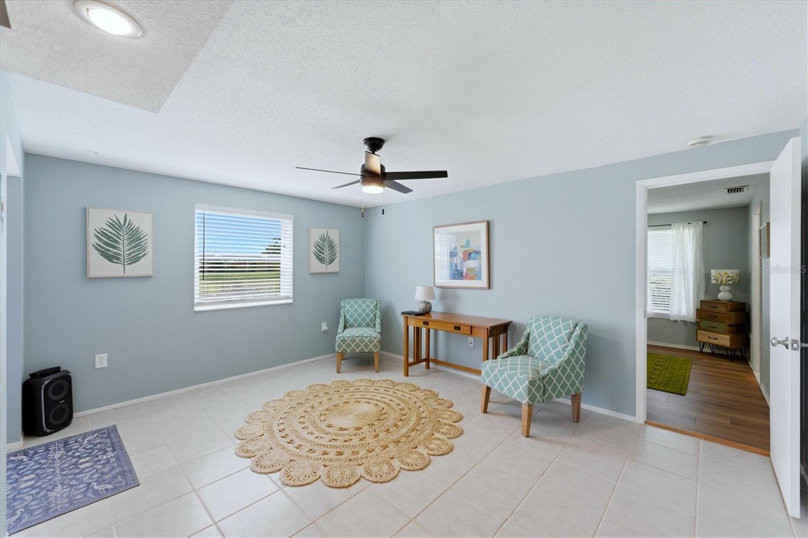 Image 16 of 61 For 47 Oakland Hills Place