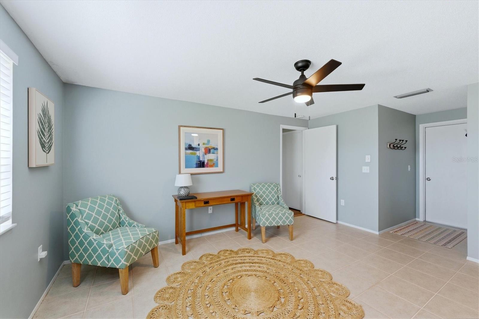 Image 17 of 61 For 47 Oakland Hills Place