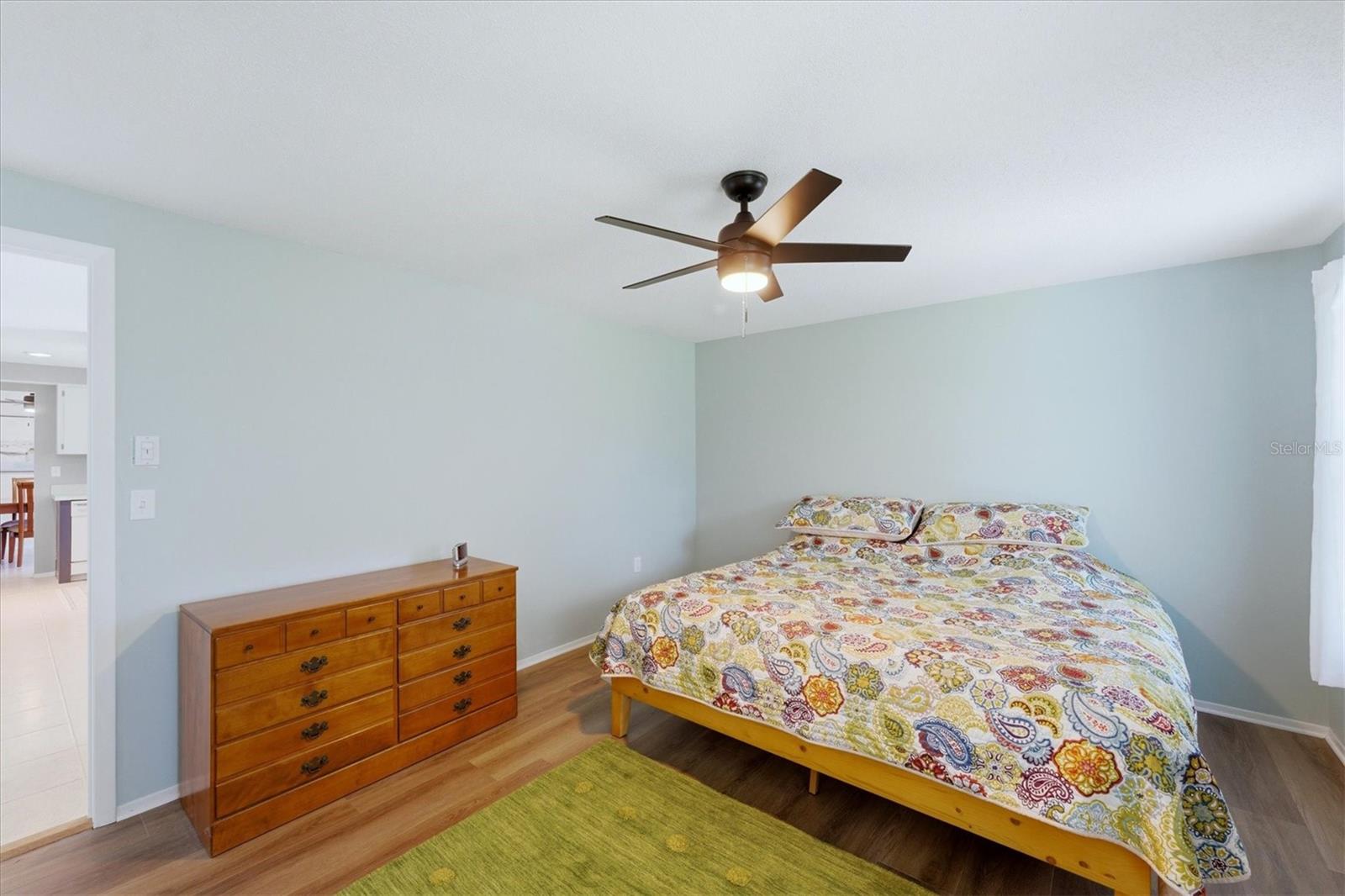 Image 19 of 61 For 47 Oakland Hills Place