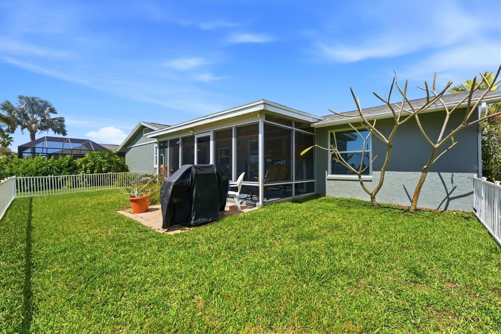 Image 34 of 61 For 47 Oakland Hills Place