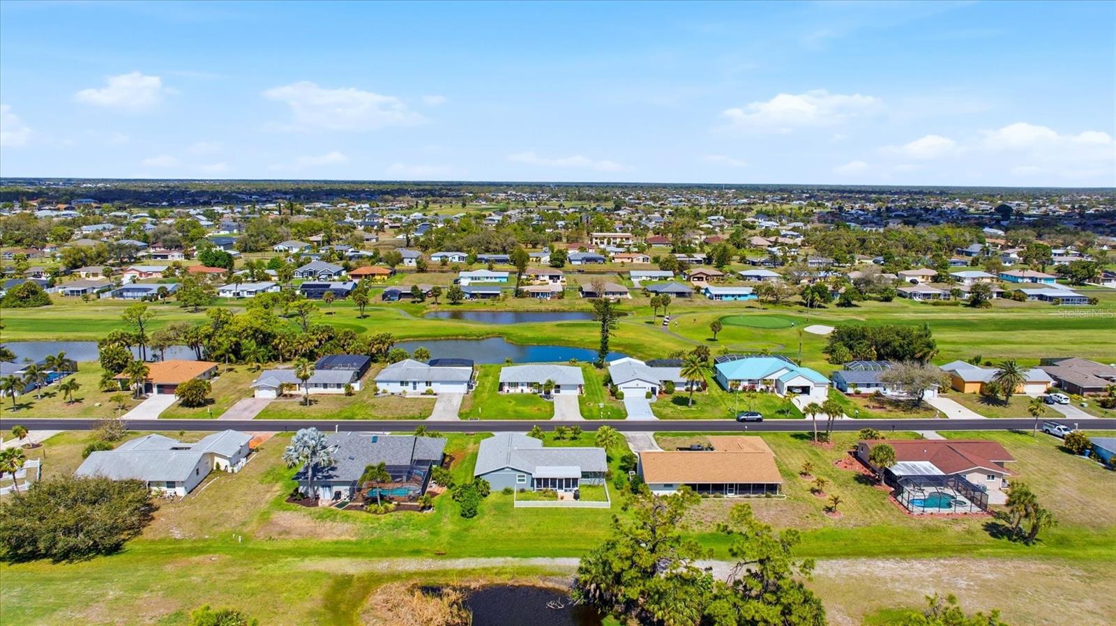 Image 38 of 61 For 47 Oakland Hills Place