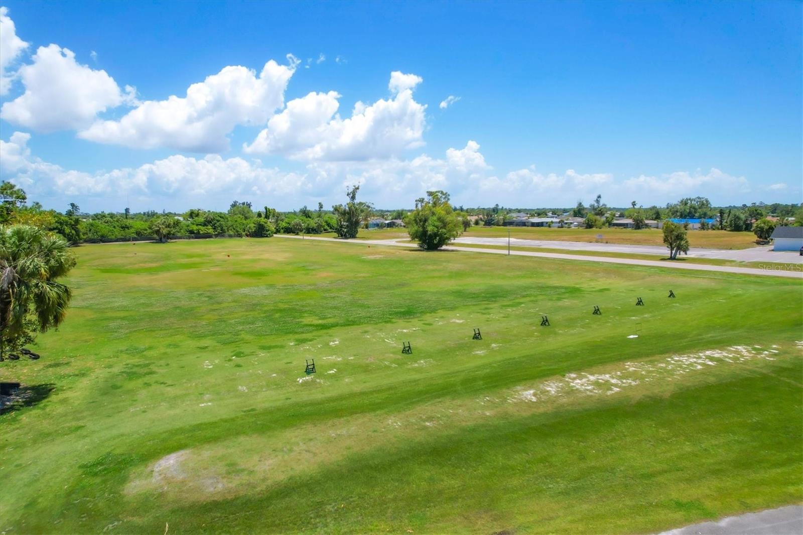 Image 47 of 61 For 47 Oakland Hills Place