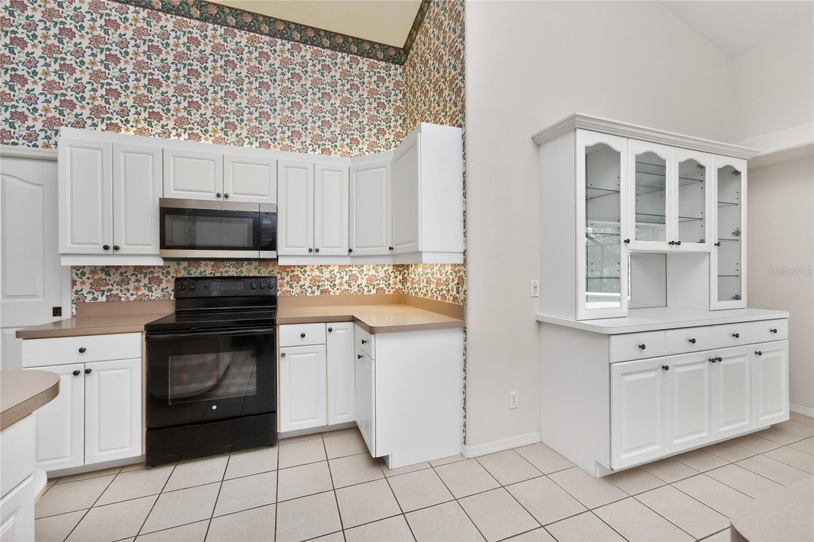 Image 17 of 62 For 11 Leeward Drive