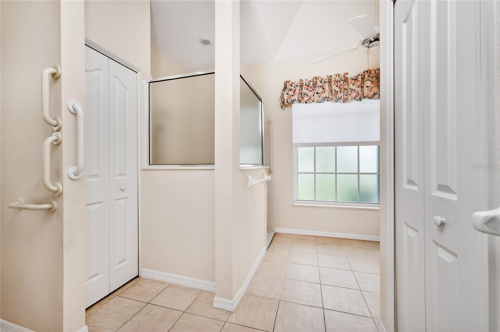 Image 27 of 62 For 11 Leeward Drive