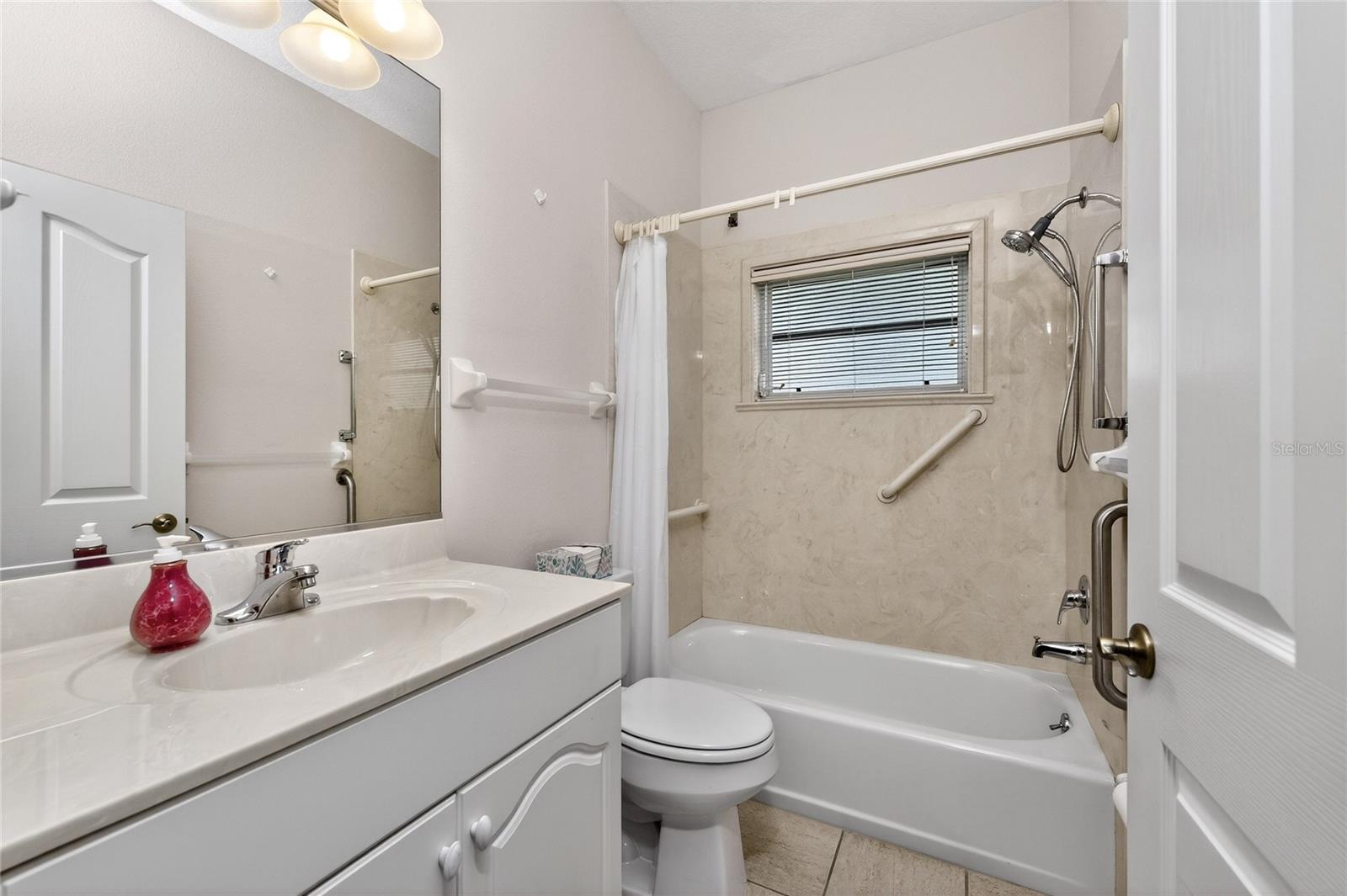 Image 31 of 62 For 11 Leeward Drive