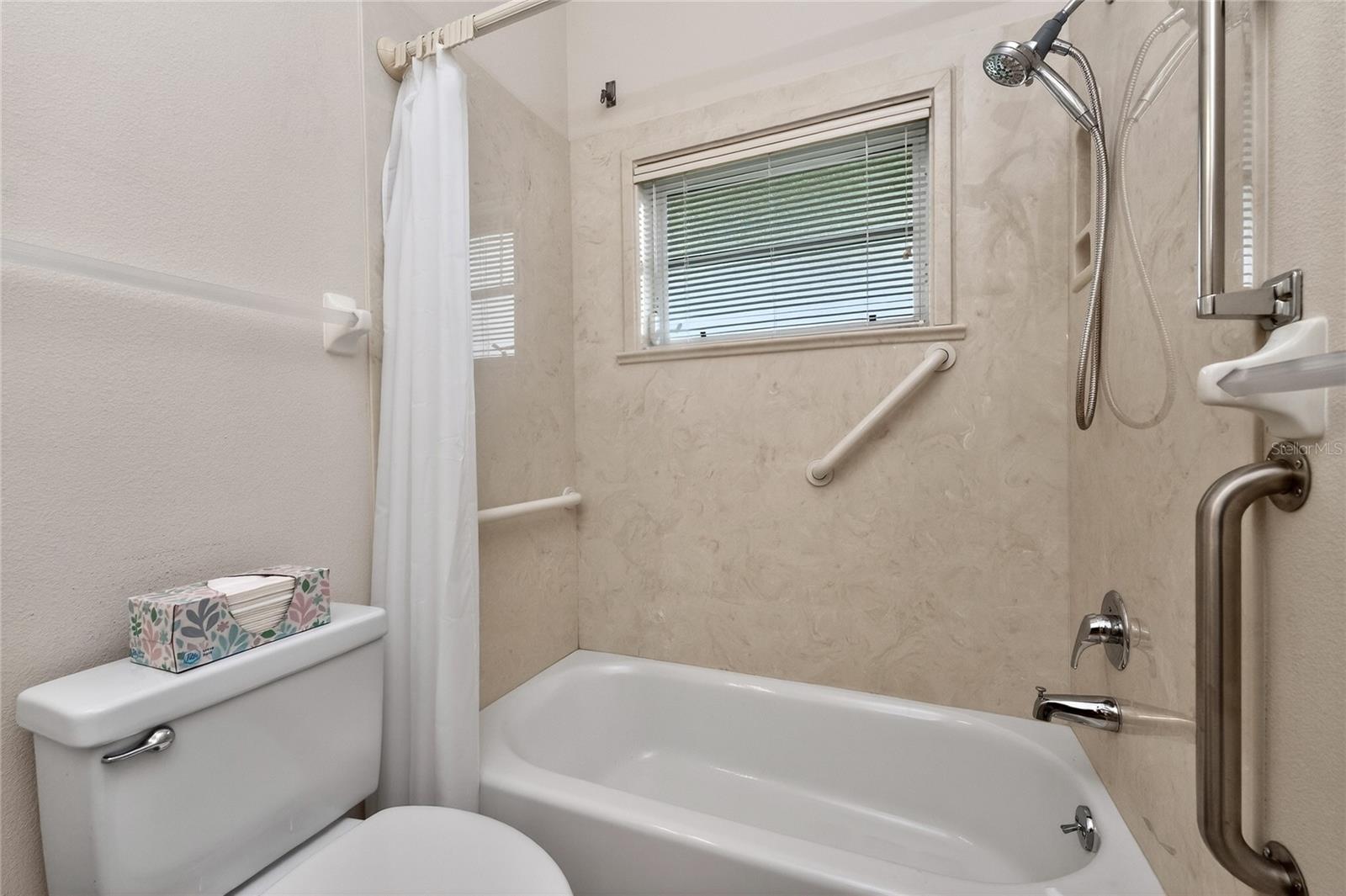 Image 32 of 62 For 11 Leeward Drive