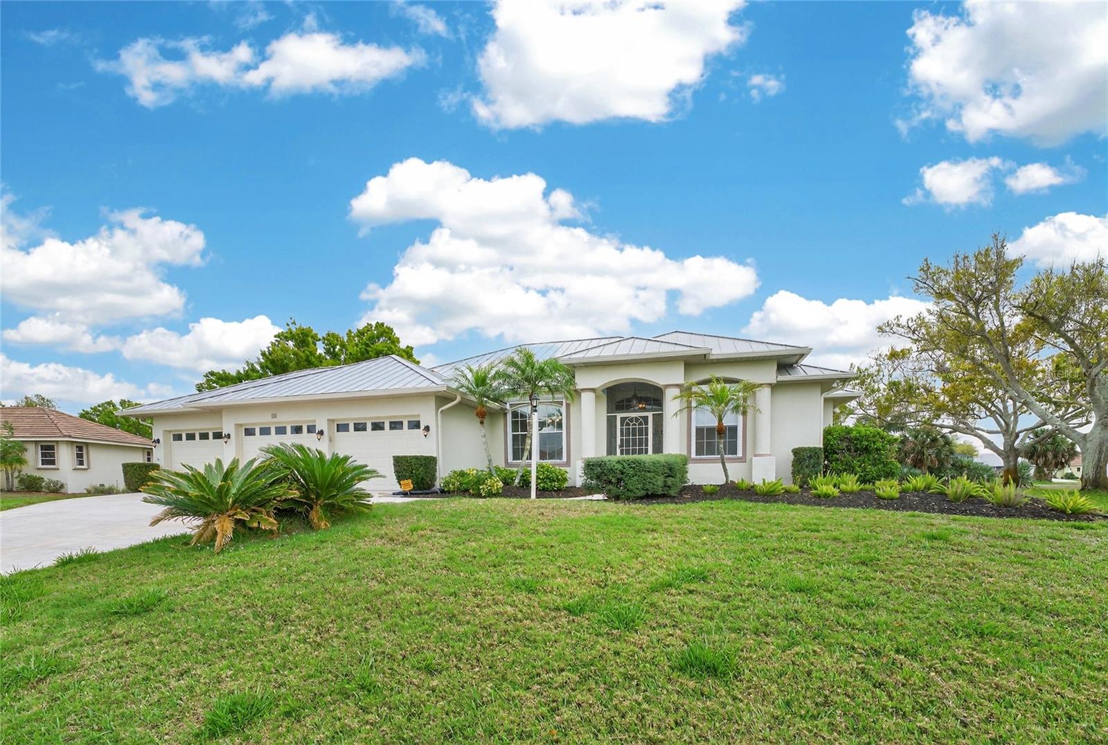 Image 51 of 62 For 11 Leeward Drive