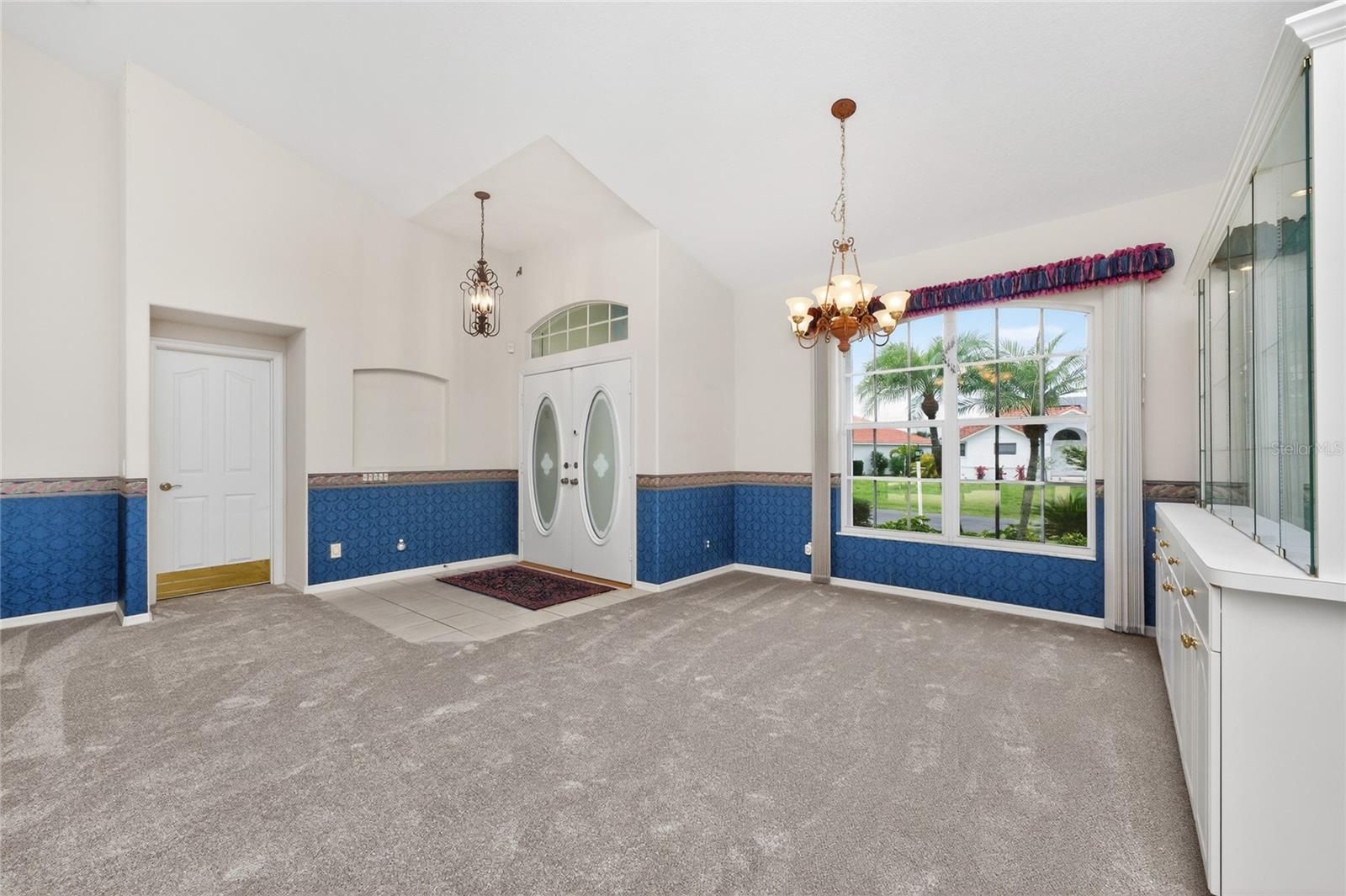 Image 6 of 62 For 11 Leeward Drive