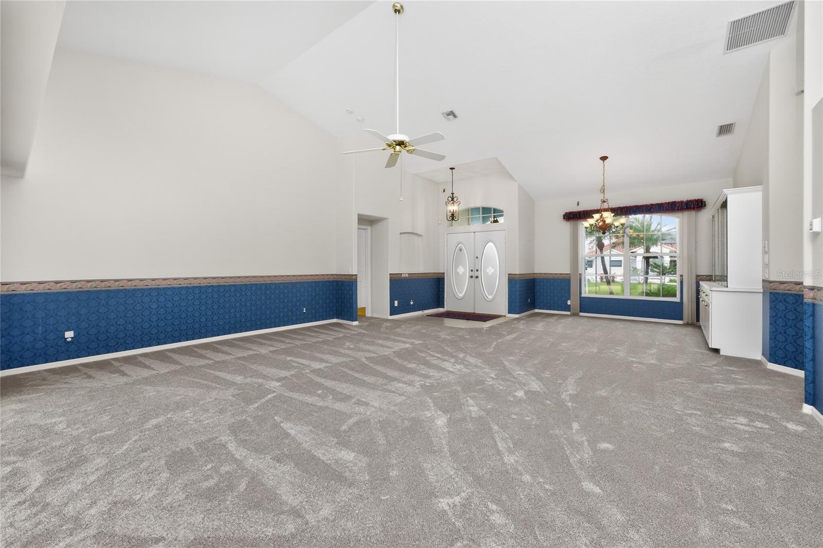 Image 9 of 62 For 11 Leeward Drive