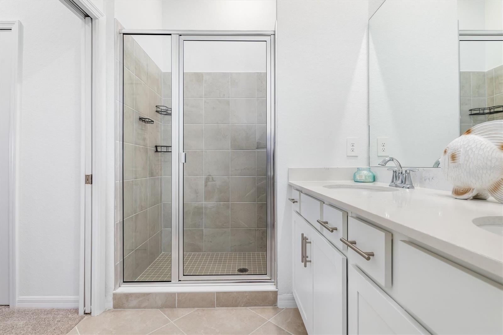 Image 17 of 54 For 17475 Opal Sand Drive 205