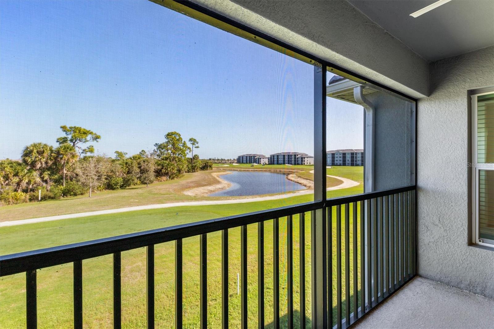 Image 22 of 54 For 17475 Opal Sand Drive 205