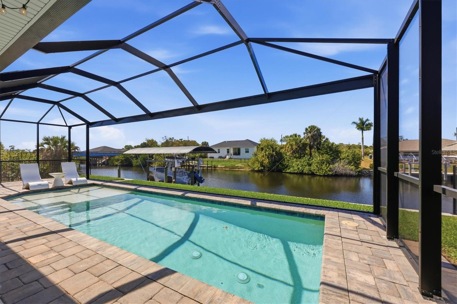 Image 38 of 51 For 1022 Beekman Circle