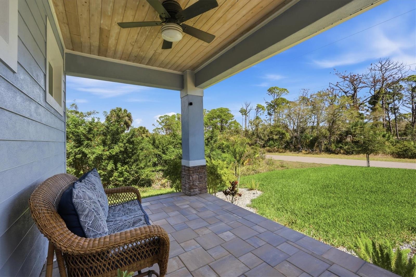 Image 8 of 51 For 1022 Beekman Circle