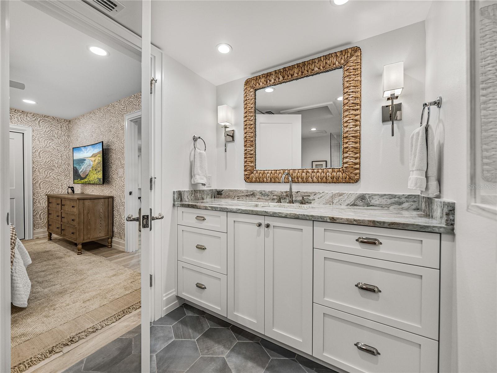 Image 22 of 45 For 5000 Gasparilla Road 12b