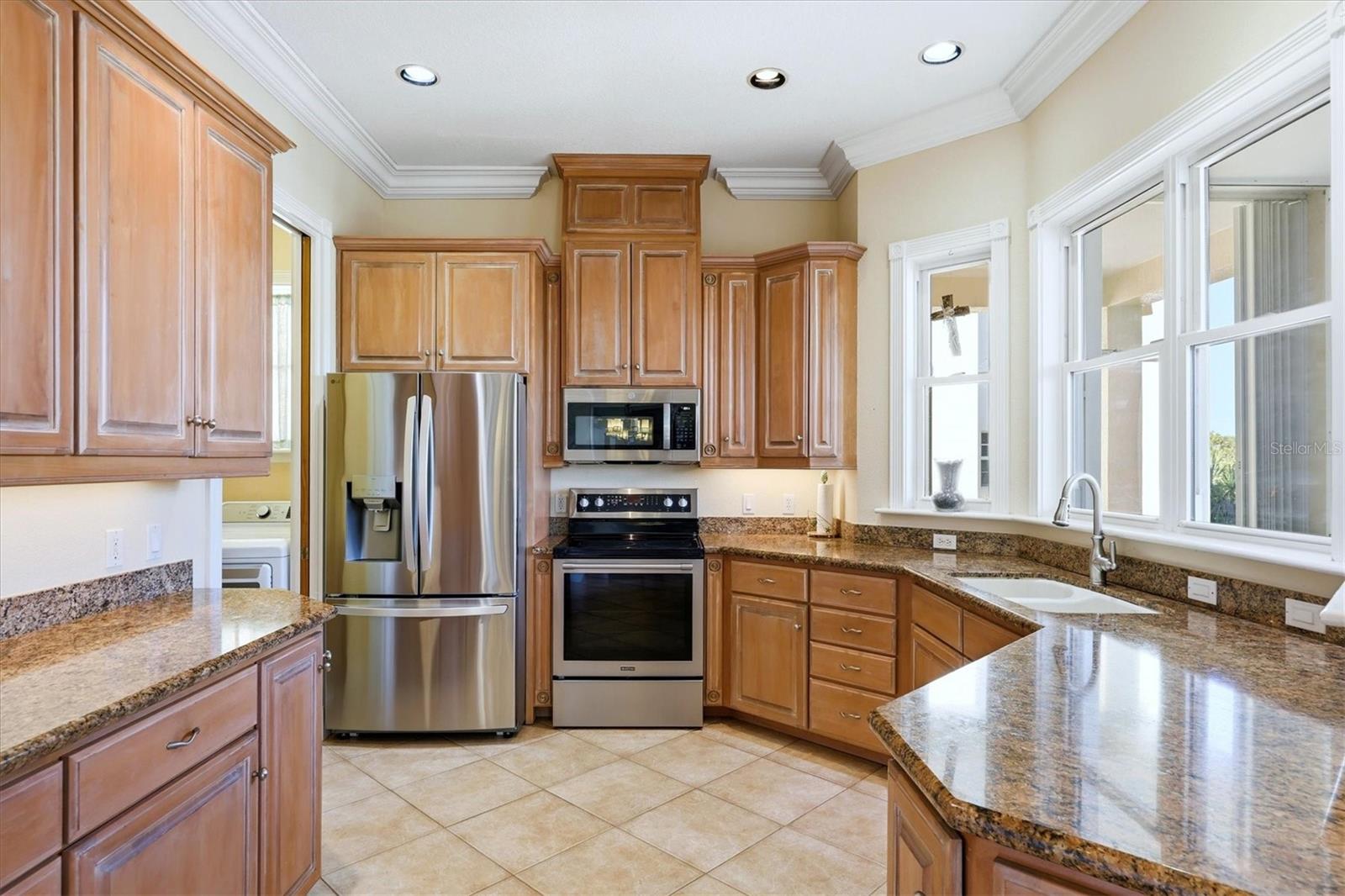 Image 18 of 55 For 65 Palm Drive