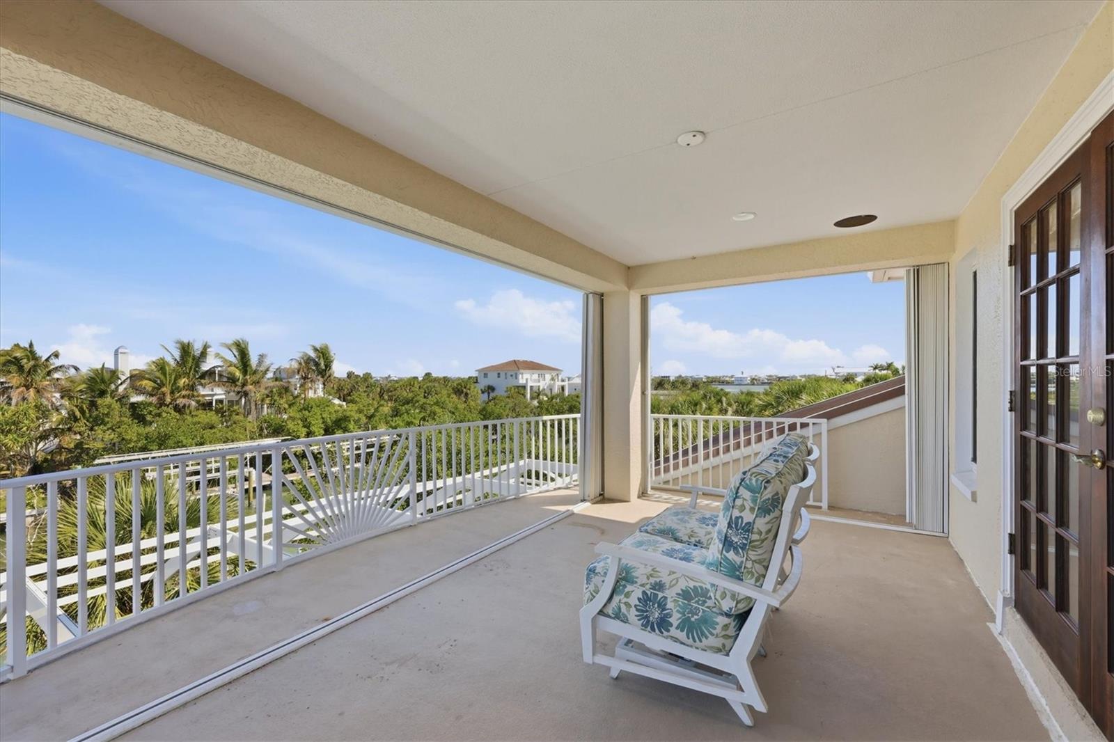 Image 27 of 55 For 65 Palm Drive