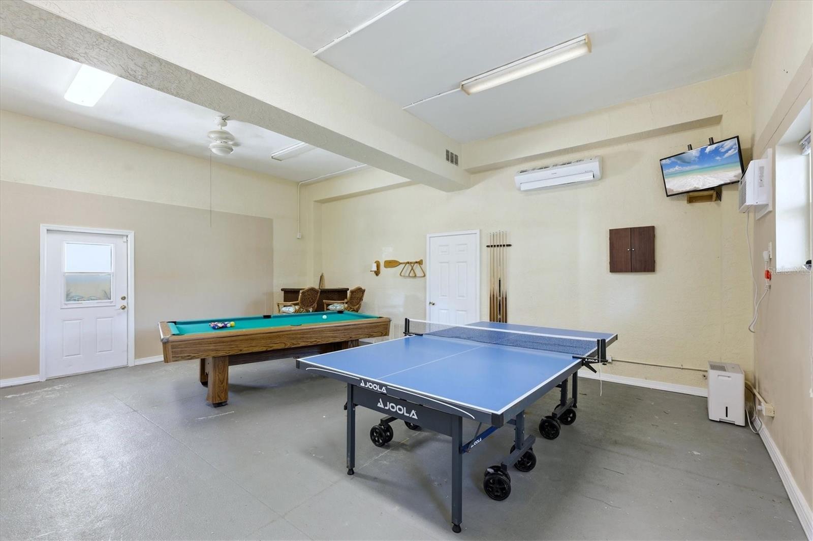 Image 33 of 55 For 65 Palm Drive