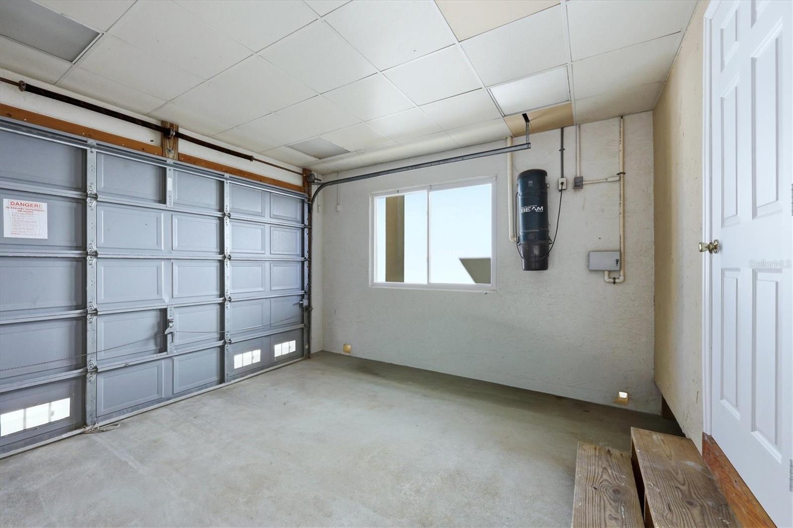 Image 35 of 55 For 65 Palm Drive