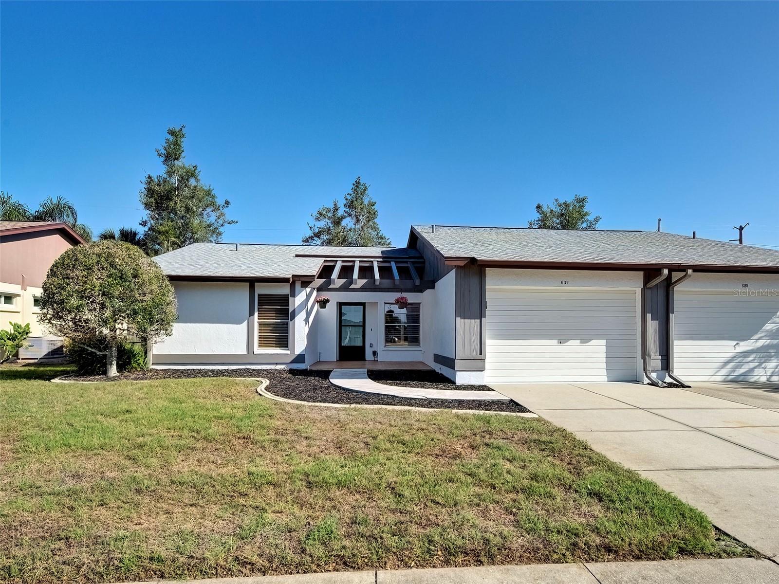 Image 57 of 63 For 631 Foxwood Boulevard 256