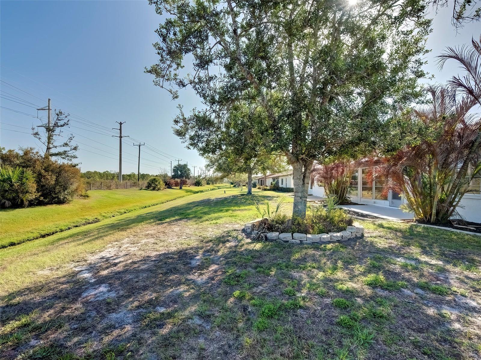 Image 61 of 63 For 631 Foxwood Boulevard 256