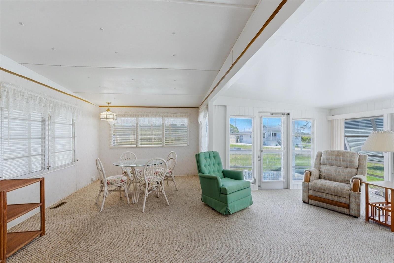 Image 7 of 37 For 774 Baja Viejo