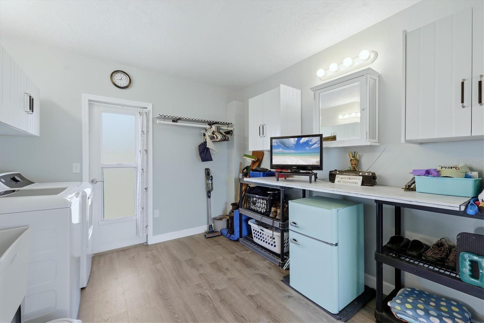 Image 19 of 42 For 874 Harvard Street