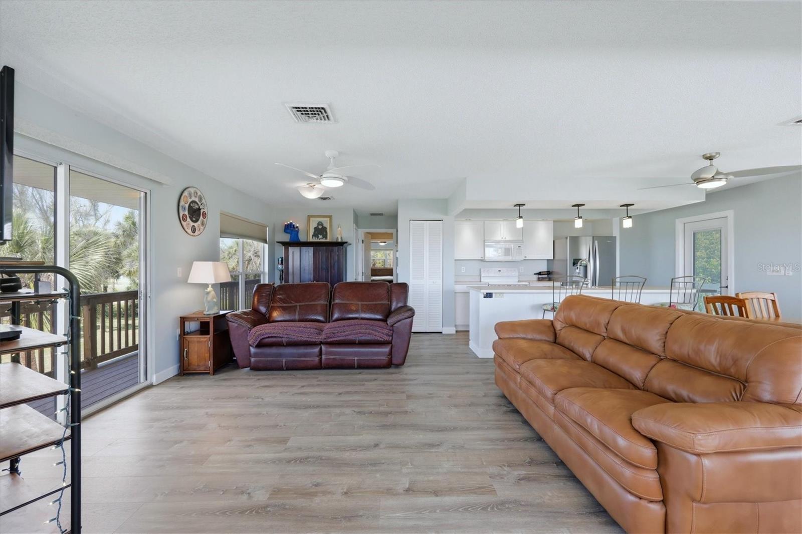 Image 8 of 42 For 874 Harvard Street