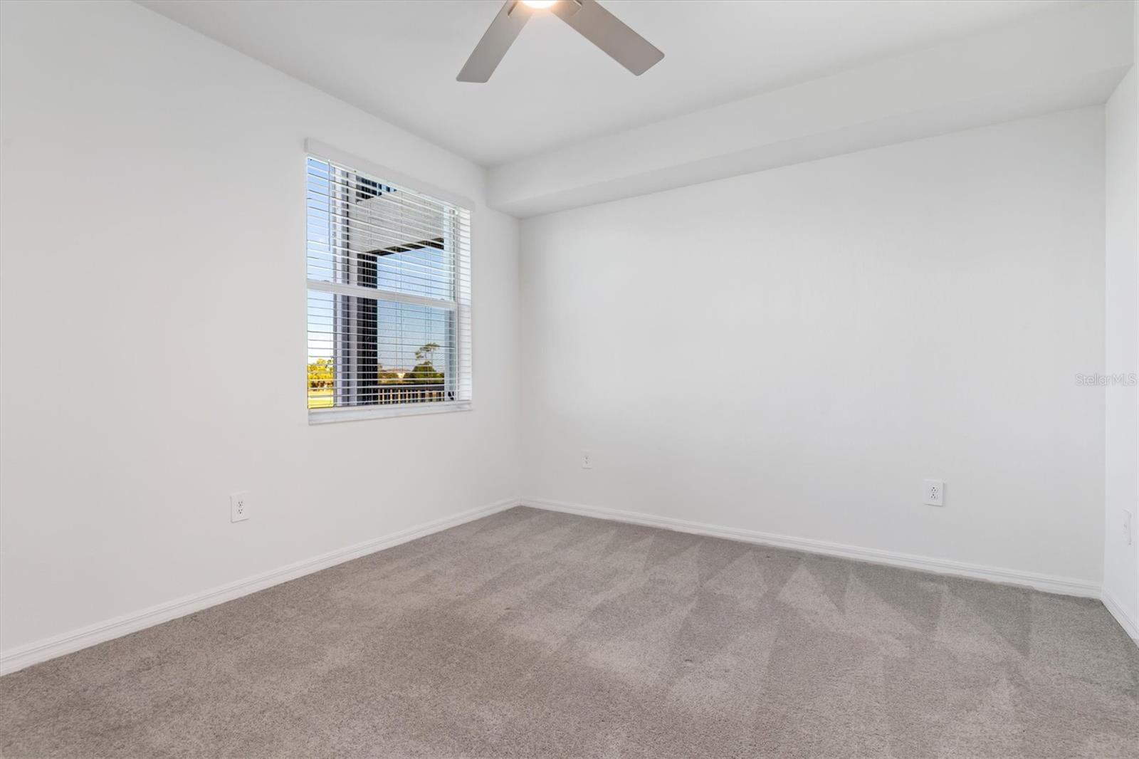 Image 12 of 56 For 17565 Opal Sand Drive 201