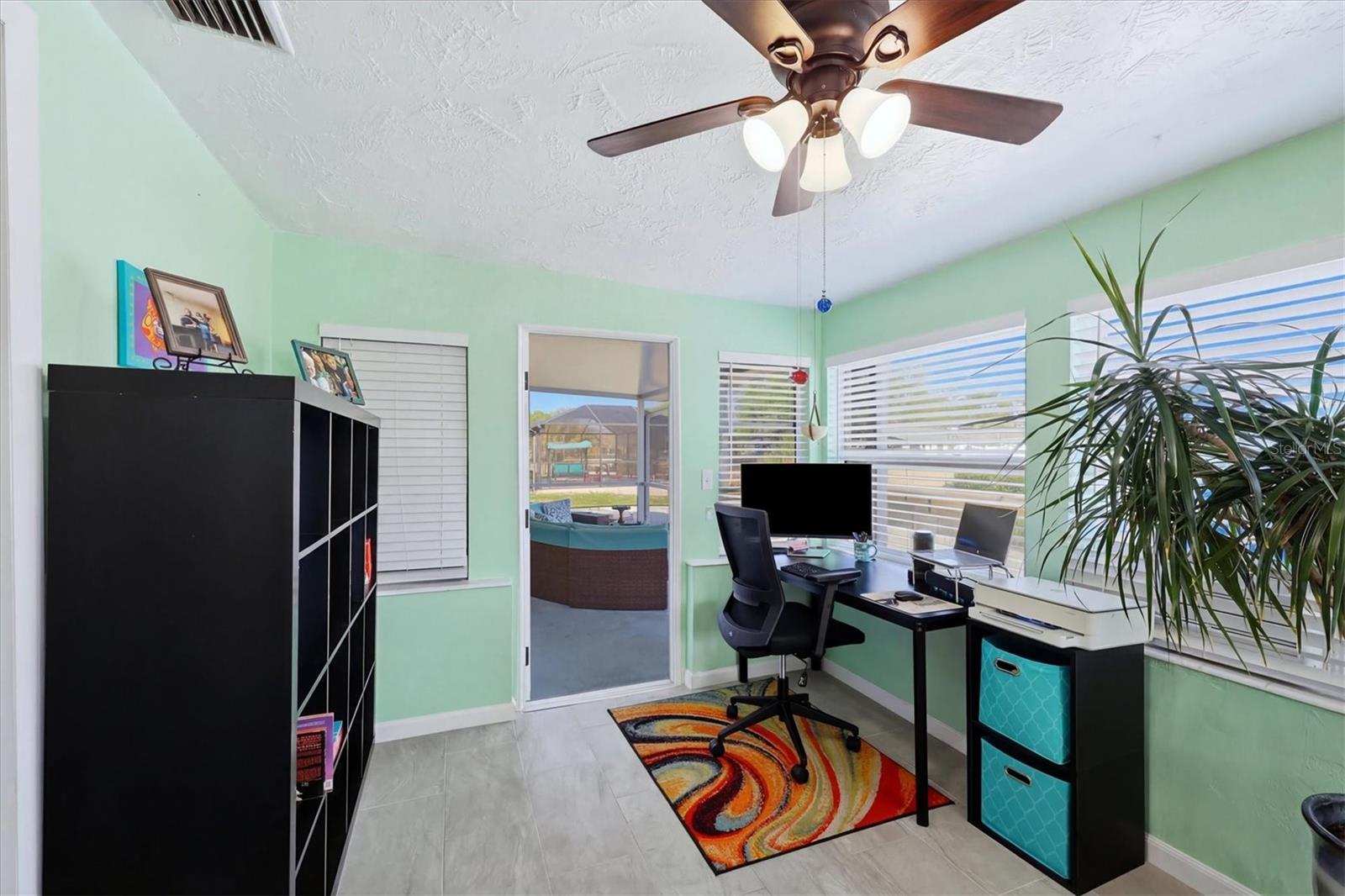 Image 12 of 51 For 866 6th Street