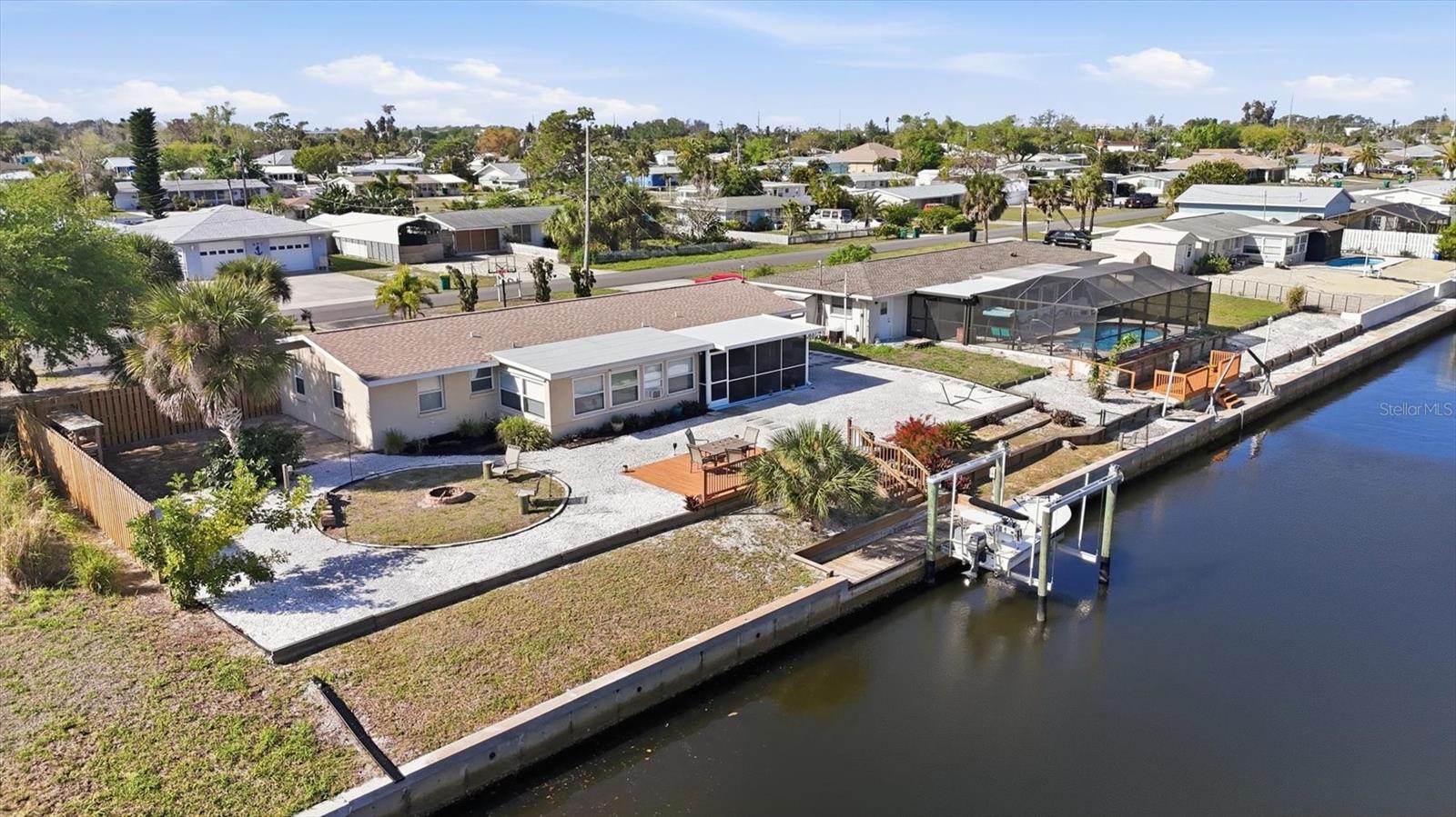 Image 21 of 51 For 866 6th Street