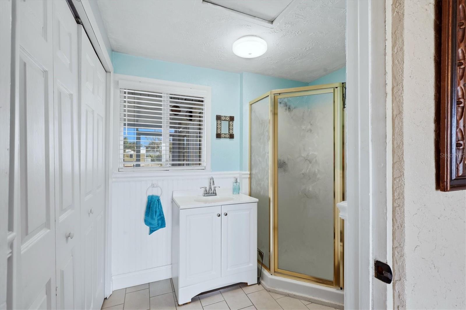 Image 30 of 51 For 866 6th Street