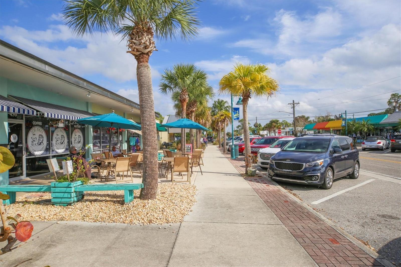 Image 37 of 51 For 866 6th Street