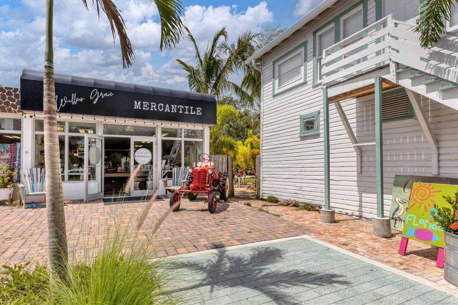 Image 43 of 51 For 866 6th Street