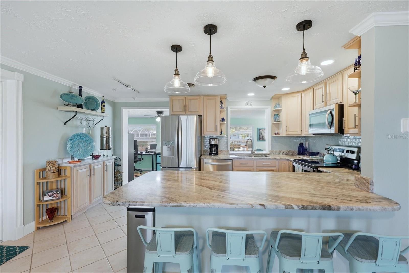 Image 7 of 51 For 866 6th Street