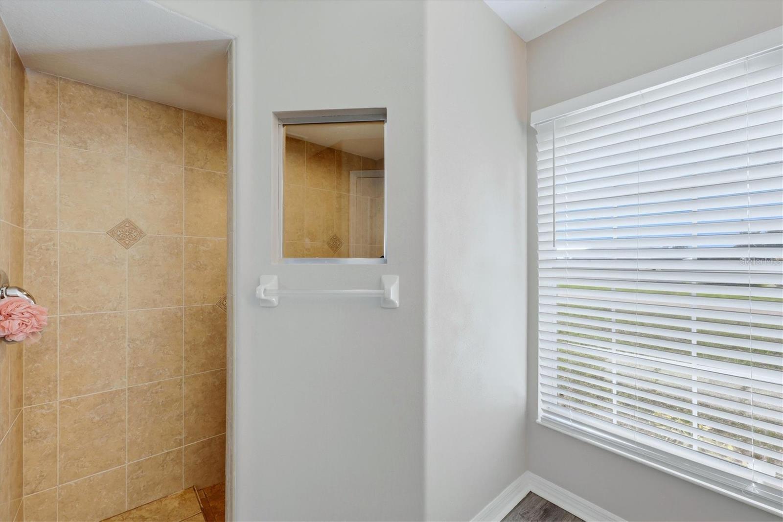 Image 21 of 32 For 1470 Fairless Road