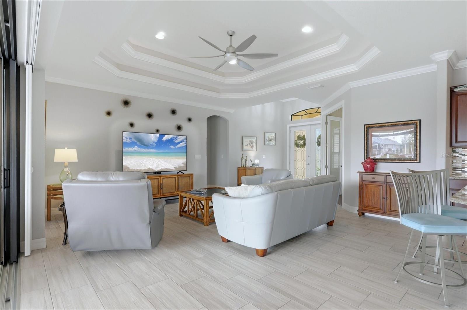 Image 25 of 89 For 15260 Leipzig Circle