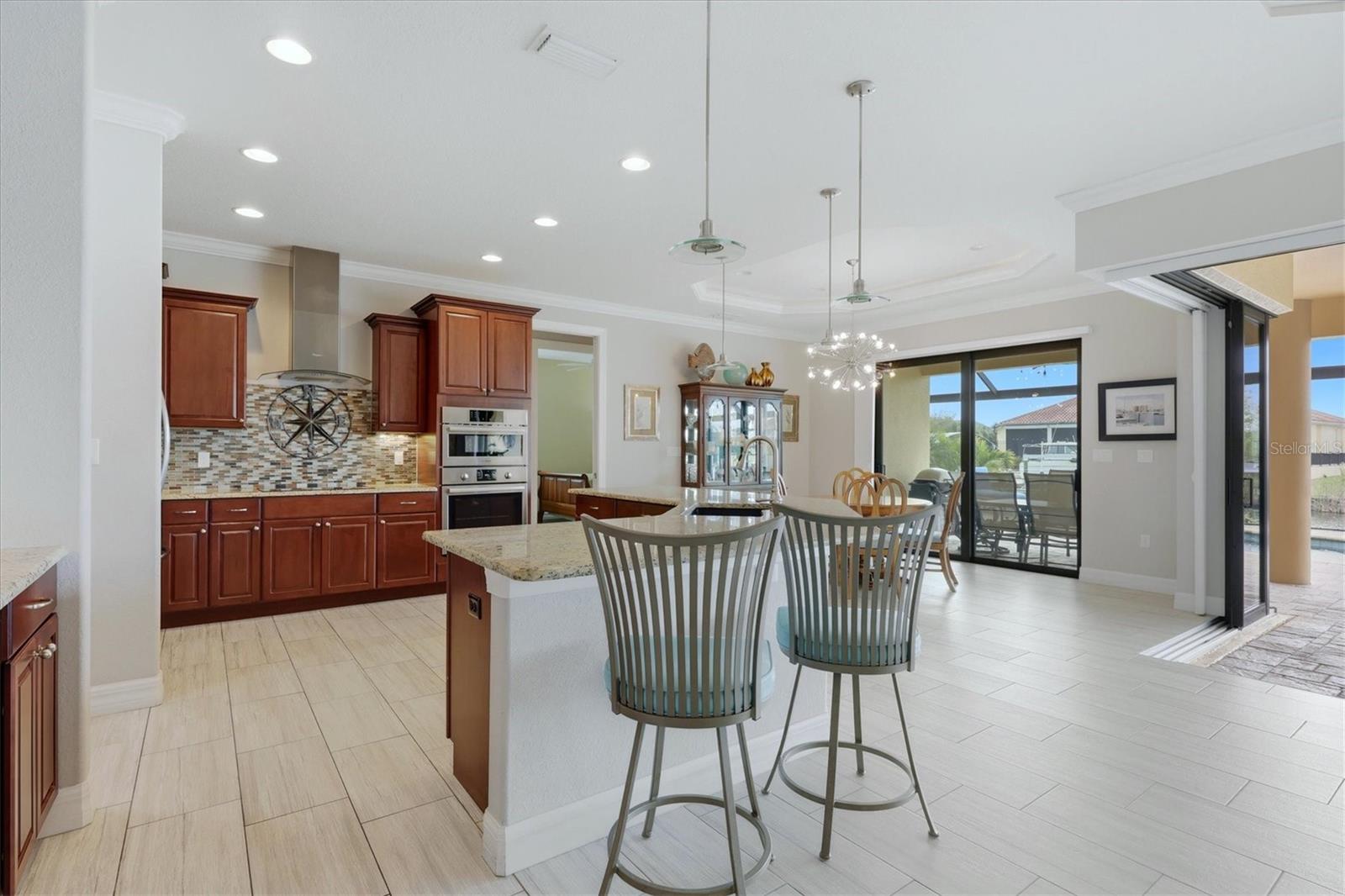 Image 27 of 89 For 15260 Leipzig Circle