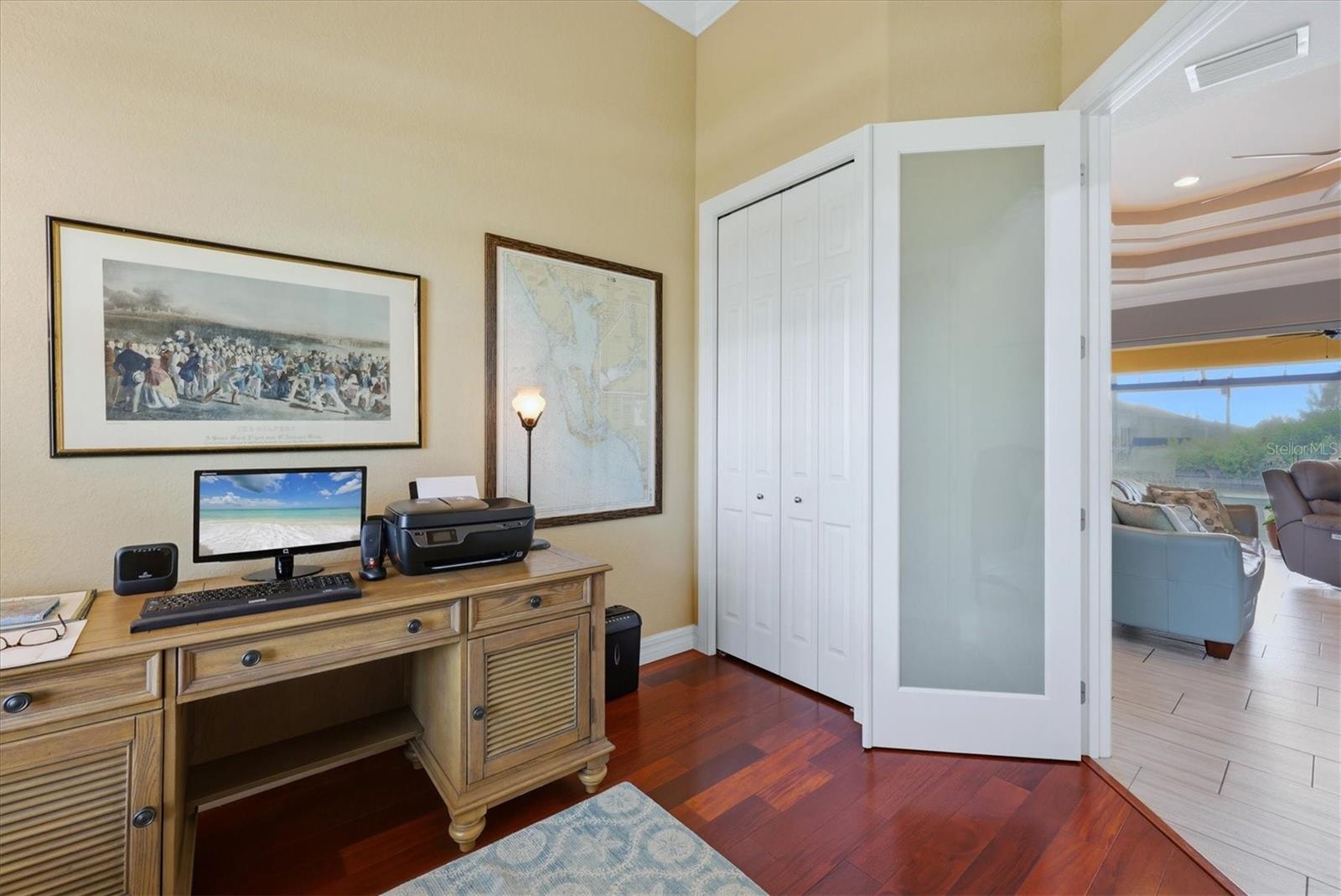 Image 36 of 89 For 15260 Leipzig Circle