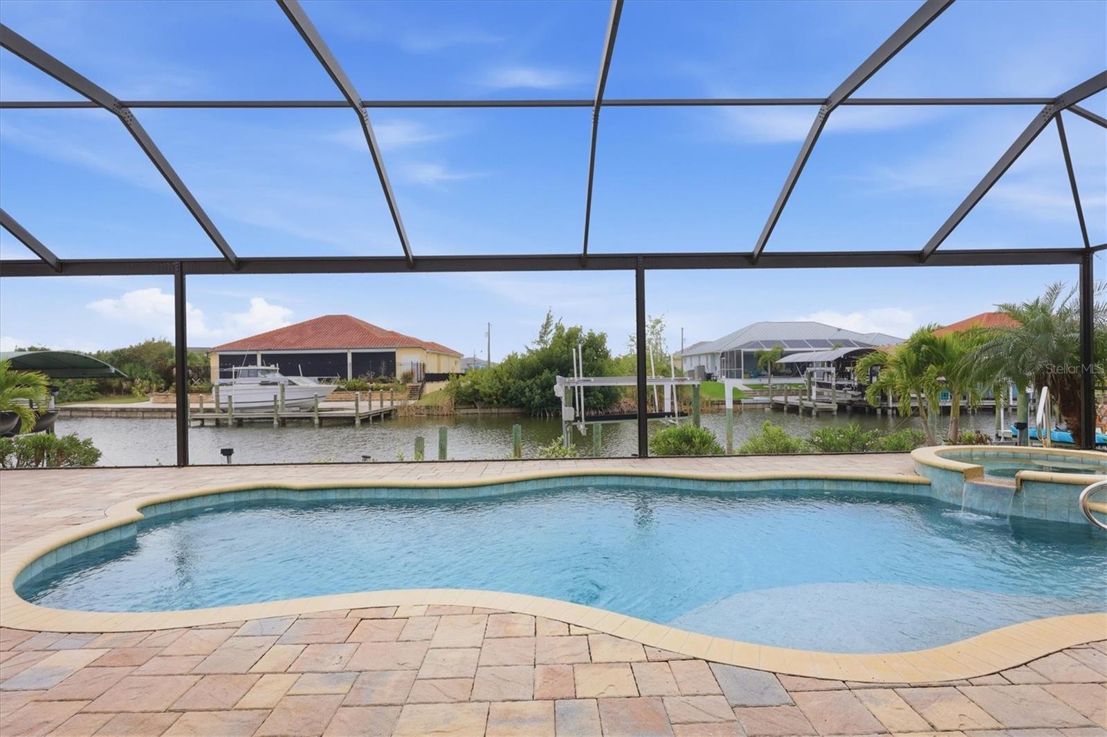 Image 44 of 89 For 15260 Leipzig Circle