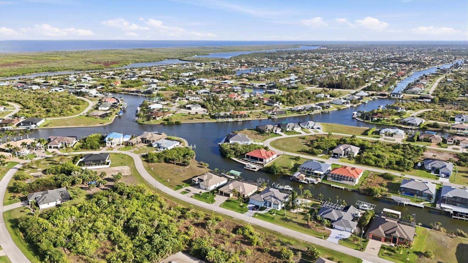 Image 47 of 89 For 15260 Leipzig Circle